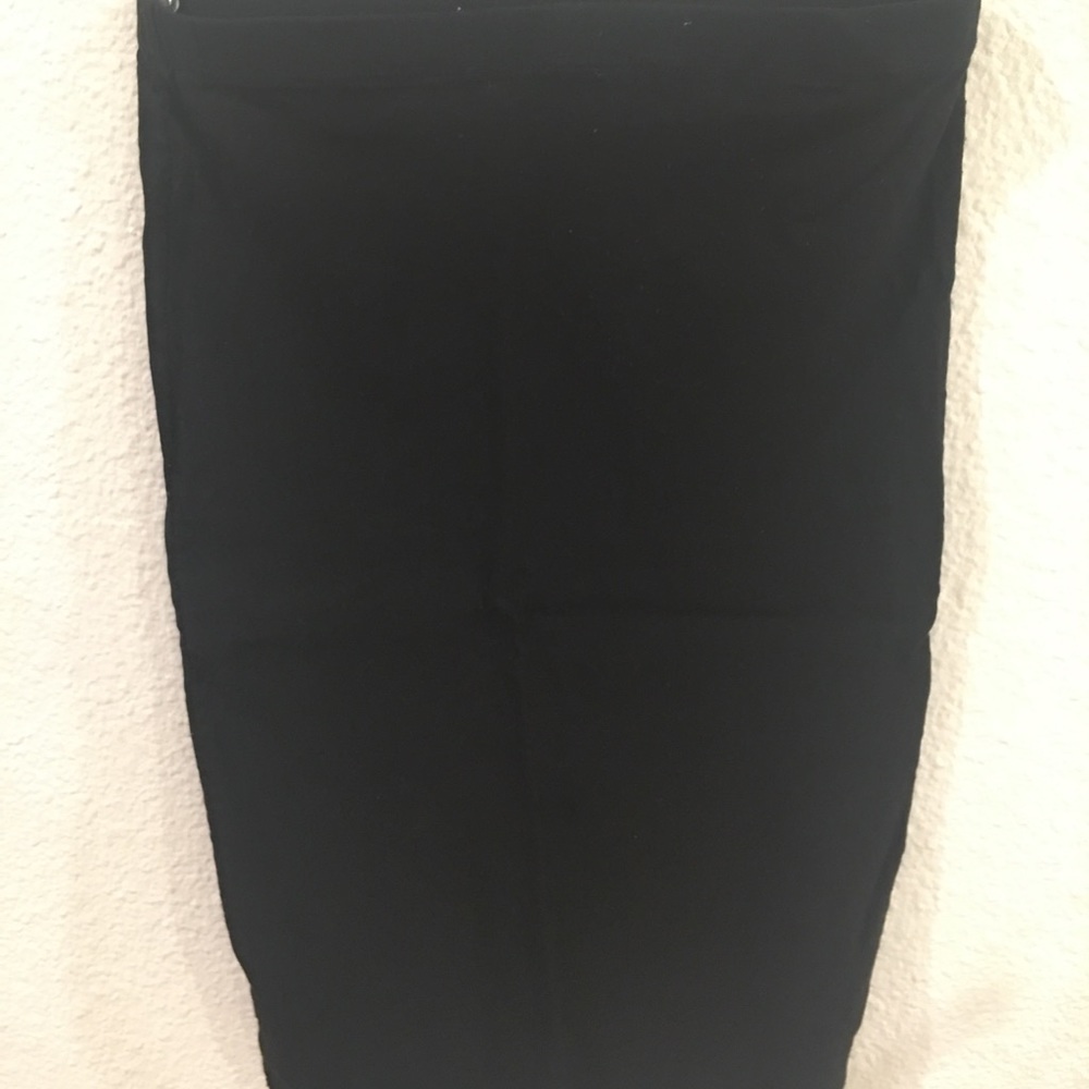 Skirt - Picture 2 of 4